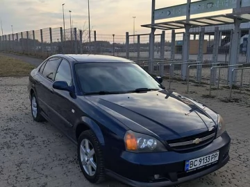 Авто Chevrolet Evanda 2005 № 7605111