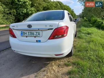 Авто BYD E5 2016 № 7605202