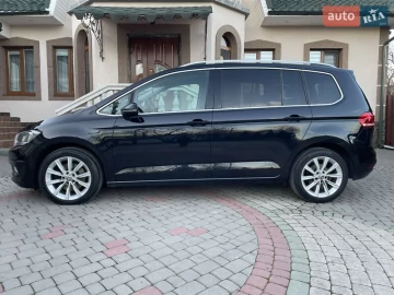Авто Volkswagen Touran 2016 № 7605350