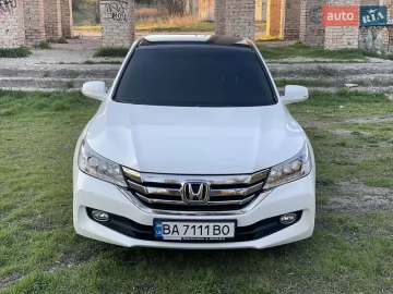 Авто Honda Accord 2015 № 7605368