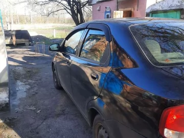 Авто Chevrolet Aveo 2004 № 7605638