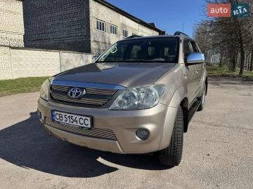 Авто Toyota Fortuner 2008 № 7605754