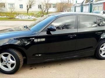 Авто BMW 1 Series 2009 № 7605811