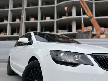 Авто Skoda Superb 2013 № 7605992