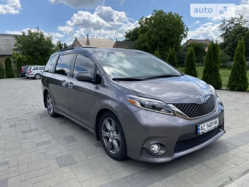 Авто Toyota Sienna 2017 № 7606024