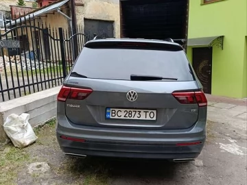 Авто Volkswagen Tiguan 2018 № 7606189