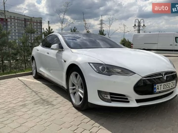 Авто Tesla Model S 2015 № 7606198