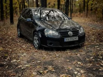 Авто Volkswagen Golf 2003 № 7606276