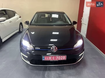 Авто Volkswagen E-Golf 2015 № 7606333