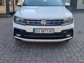 Авто Volkswagen Tiguan 2019 № 7606434