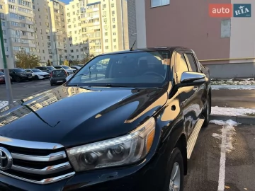 Авто Toyota Hilux 2017 № 7606652