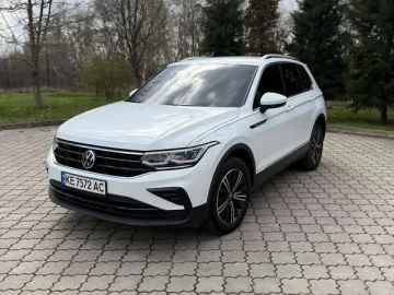 Авто Volkswagen Tiguan 2021 № 7606662