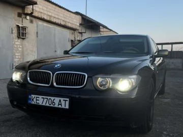 Авто BMW 7 Series 2003 № 7606733