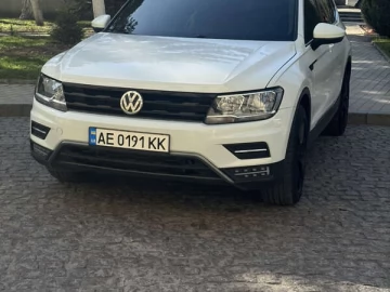 Авто Volkswagen Tiguan 2017 № 7607189
