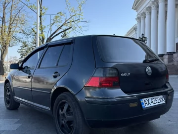 Авто Volkswagen Golf 2002 № 7607309