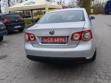 Авто Volkswagen Golf 2005 № 7607351