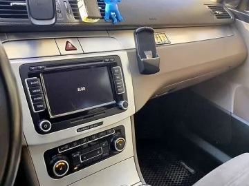 Авто Volkswagen Passat 2010 № 7607461