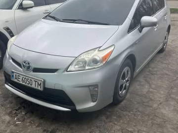 Авто Toyota Prius 2014 № 7607477