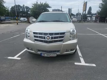 Авто Cadillac Escalade 2013 № 7607591