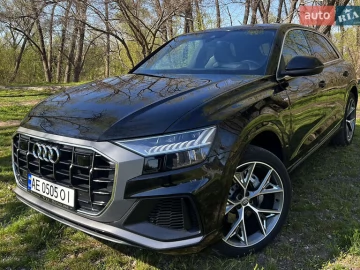 Авто Audi Q8 2019 № 7607609