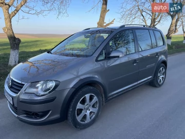 Авто Volkswagen Touran 2007 № 7608010
