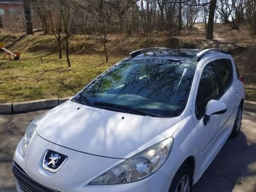 Авто Peugeot 207 2009 № 7608011