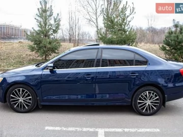 Авто Volkswagen Jetta 2012 № 7608128