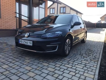 Авто Volkswagen E-Golf 2020 № 7608175