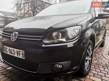 Авто Volkswagen Touran 2014 № 7608265