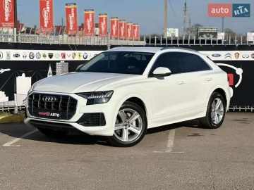 Авто Audi Q8 2020 № 7608475