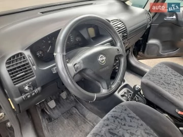 Авто Opel Zafira 2000 № 7608533