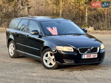 Авто Volvo V50 2010 № 7608559