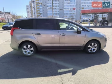 Авто Peugeot 5008 2013 № 7608784