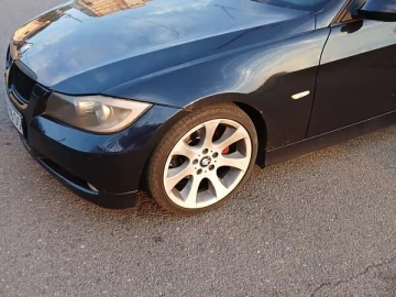 Авто BMW 3 Series 2005 № 7609005