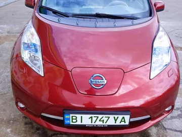Авто Nissan Leaf 2011 № 7609010