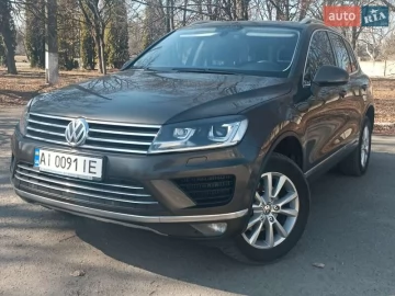 Авто Volkswagen Touareg 2017 № 7609114