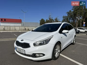 Авто KIA Ceed 2013 № 7609180
