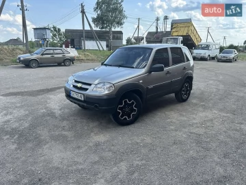 Авто Chevrolet Niva 2015 № 7609562