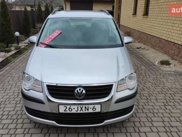 Авто Volkswagen Touran 2007 № 7609571