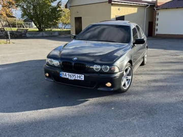 Авто BMW 5 Series 2001 № 7609586