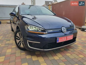 Авто Volkswagen E-Golf 2016 № 7609594