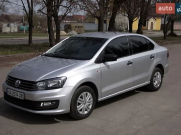 Авто Volkswagen Polo 2018 № 7609606