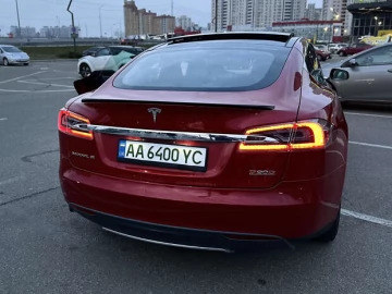 Авто Tesla Model S 2015 № 7609681