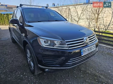 Авто Volkswagen Touareg 2015 № 7609704