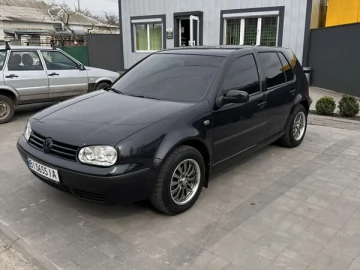 Авто Volkswagen Golf 2001 № 7609746