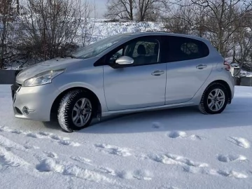 Авто Peugeot 208 2014 № 7609782