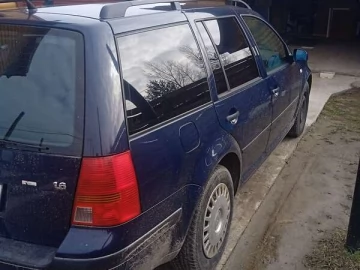 Авто Volkswagen Golf 2000 № 7609982