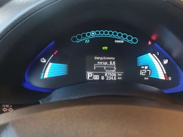 Авто Nissan Leaf 2015 № 7610063