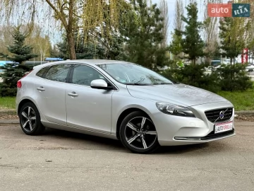 Авто Volvo V40 2013 № 7610083