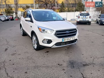 Авто Ford Escape 2019 № 7610098